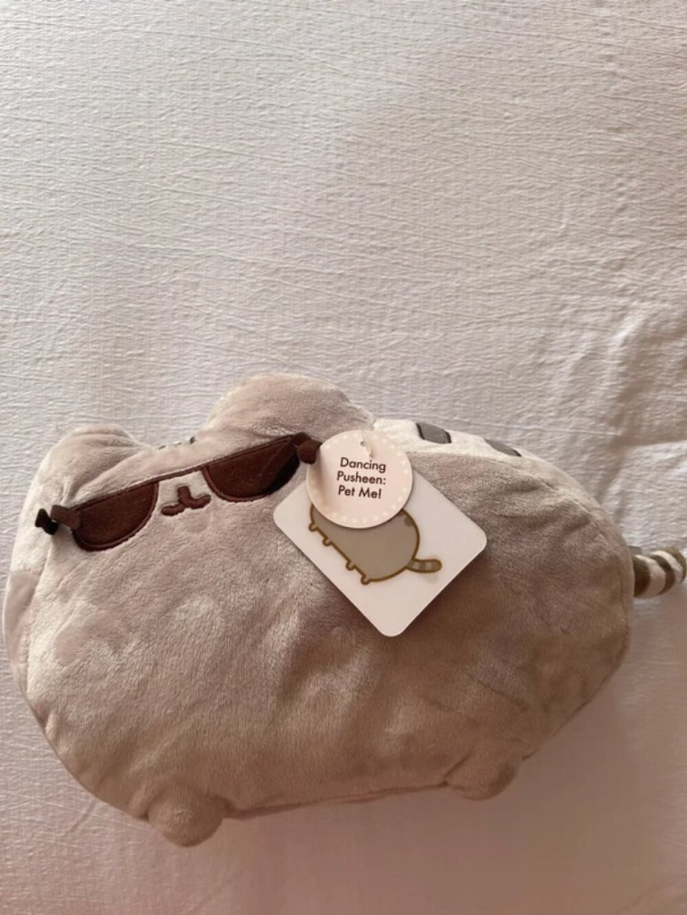 Dancing pusheen